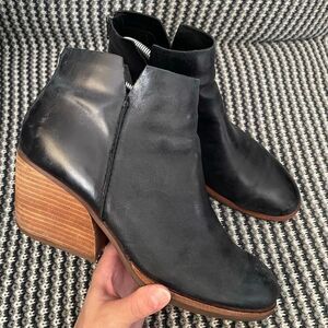Kork-Ease Chandra Boot Women's Shoe Size 9.5 Block Heel Bootie Black Leather